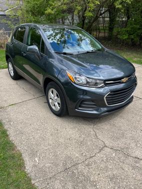 Gray 2021 Chevrolet Trax LS