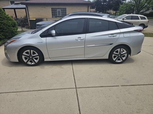 2016 Toyota Prius Four Touring
