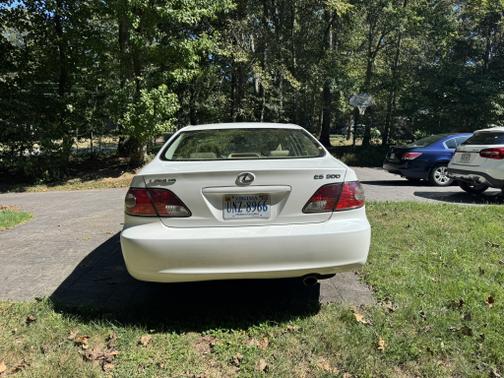 2002 Lexus ES 300 Base