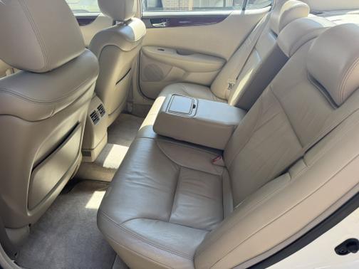 2002 Lexus ES 300 Base