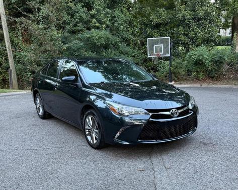 Blue 2017 Toyota Camry SE