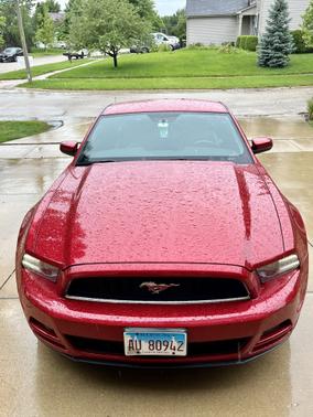 Red 2013 Ford Mustang V6 Premium