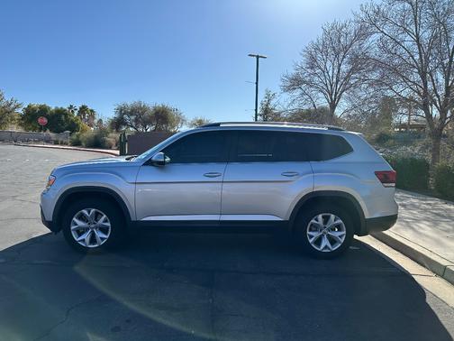2019 Volkswagen Atlas 3.6L SE w/Technology