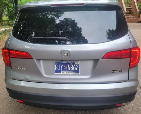 Silver 2017 Honda Pilot EX-L