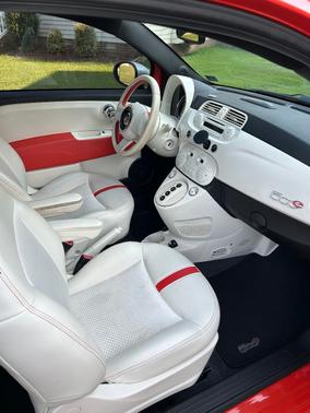 2015 FIAT 500e Battery Electric