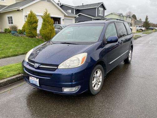 2004 Toyota Sienna XLE Limited