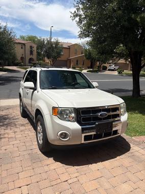 White 2010 Ford Escape Limited