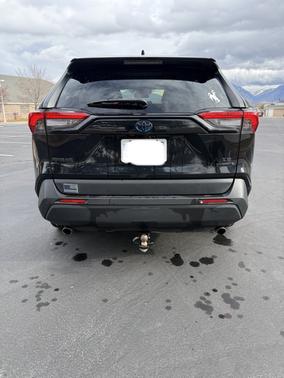 2020 Toyota RAV4 Hybrid LE