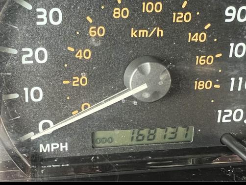 2006 Toyota Sequoia SR5