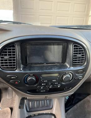 2006 Toyota Sequoia SR5