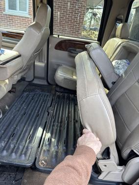 2004 Ford F-250 Lariat Crew Cab Super Duty