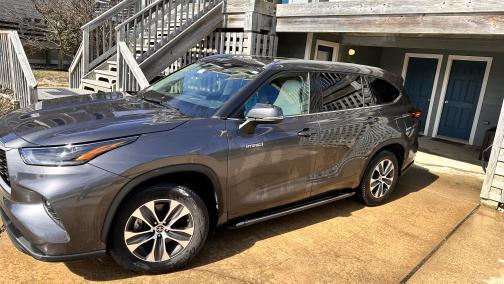 2021 Toyota Highlander Hybrid XLE