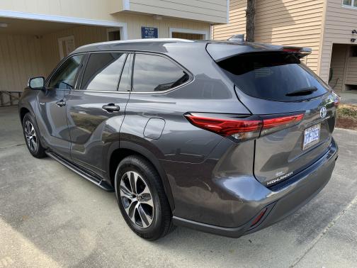2021 Toyota Highlander Hybrid XLE