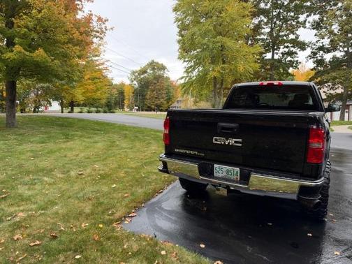 Black 2019 GMC Sierra 1500 Limited SLE