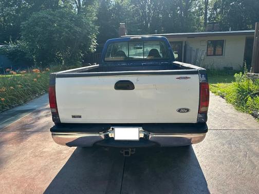 1999 Ford F-250 XL SuperCab Super Duty