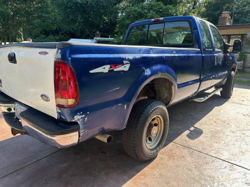 1999 Ford F-250 XL SuperCab Super Duty