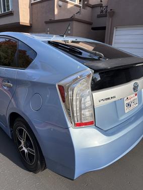 2014 Toyota Prius Plug-in Base