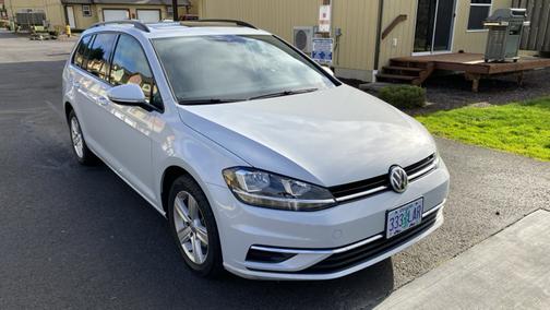 2018 Volkswagen Golf SportWagen TSI S