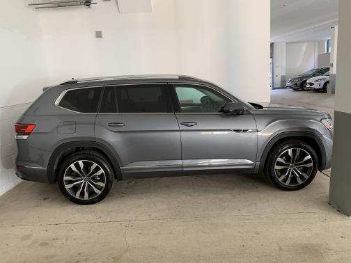 2023 Volkswagen Atlas 3.6L SEL Premium R-Line