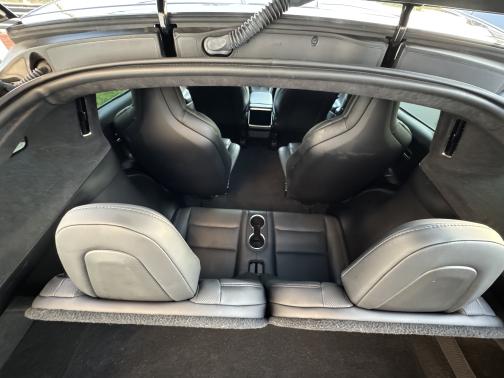 2022 Tesla Model X Plaid