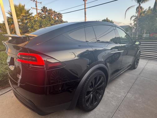 2022 Tesla Model X Plaid
