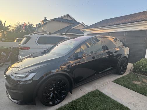 2022 Tesla Model X Plaid