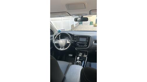 2017 Mitsubishi Outlander ES