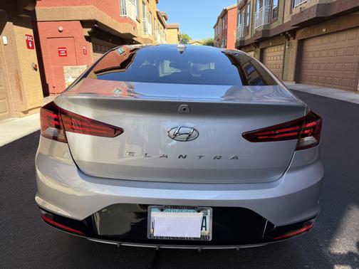 2020 Hyundai ELANTRA Value Edition
