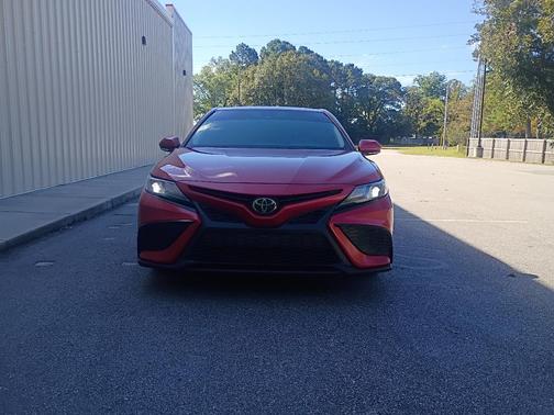 Red 2022 Toyota Camry SE