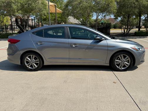 Gray 2018 Hyundai ELANTRA Value Edition