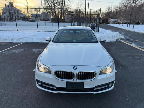 2016 BMW 528 i