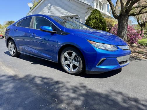 2017 Chevrolet Volt LT