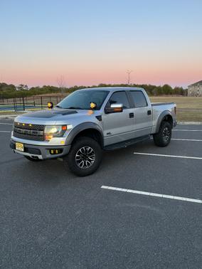 2014 Ford F-150 SVT Raptor