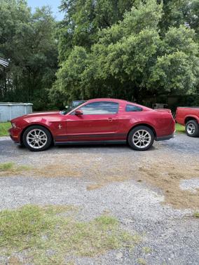 2011 Ford Mustang V6