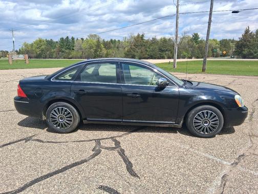 Black 2007 Ford Five Hundred Limited