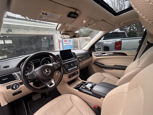 White 2017 Mercedes-Benz GLS 450 4MATIC