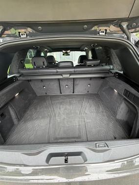 Gray 2024 BMW X5 M60i