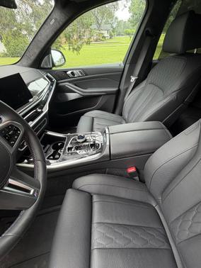 Gray 2024 BMW X5 M60i