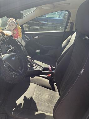 Gray 2017 Ford Focus SE