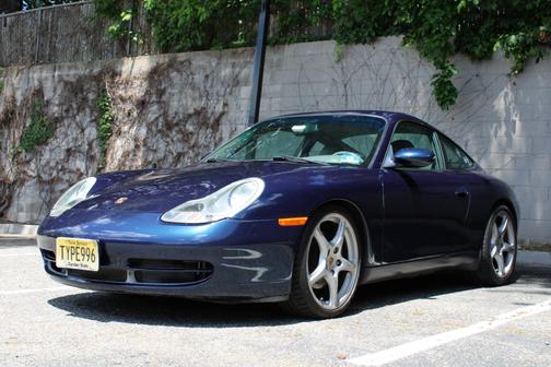 2000 Porsche 911 Carrera