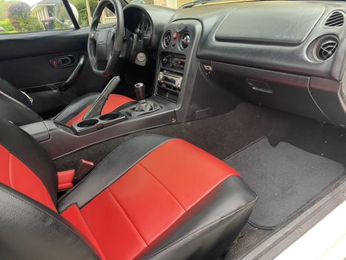 1995 Mazda MX-5 Miata Base