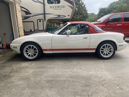 1995 Mazda MX-5 Miata Base