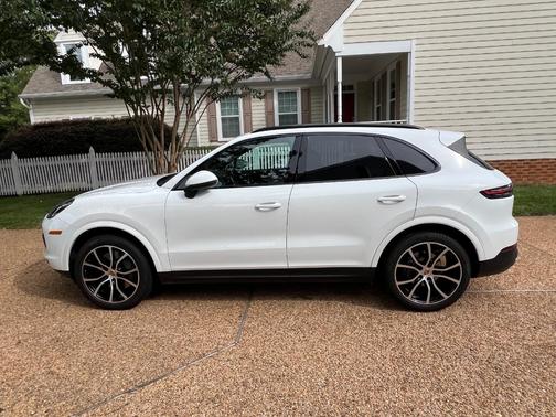 White 2021 Porsche Cayenne Cayenne S