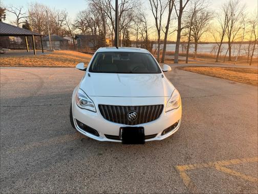 White 2014 Buick Regal Turbo