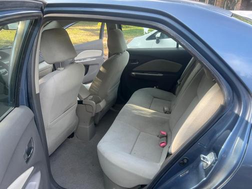 Blue 2009 Toyota Yaris Base