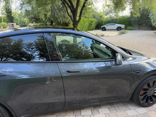 Gray 2022 Tesla Model Y Performance