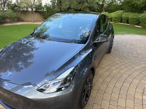 Gray 2022 Tesla Model Y Performance