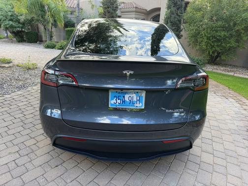 Gray 2022 Tesla Model Y Performance