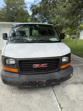 White 2007 GMC Savana 1500 Cargo