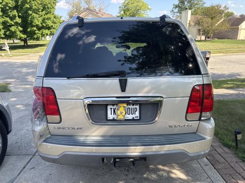 2005 Lincoln Aviator Luxury